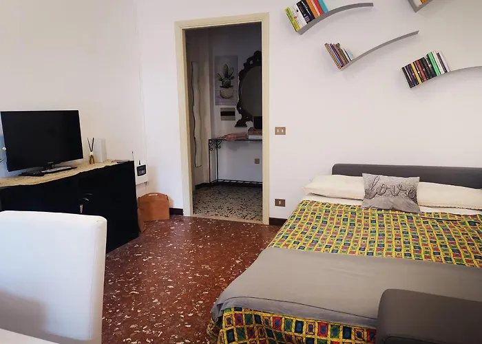 Di Sara Roma